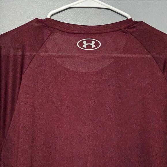 Under Armour, Mens Tech Tee in Depp Burgundy. NWOT, Size XL - Picture 5 of 7